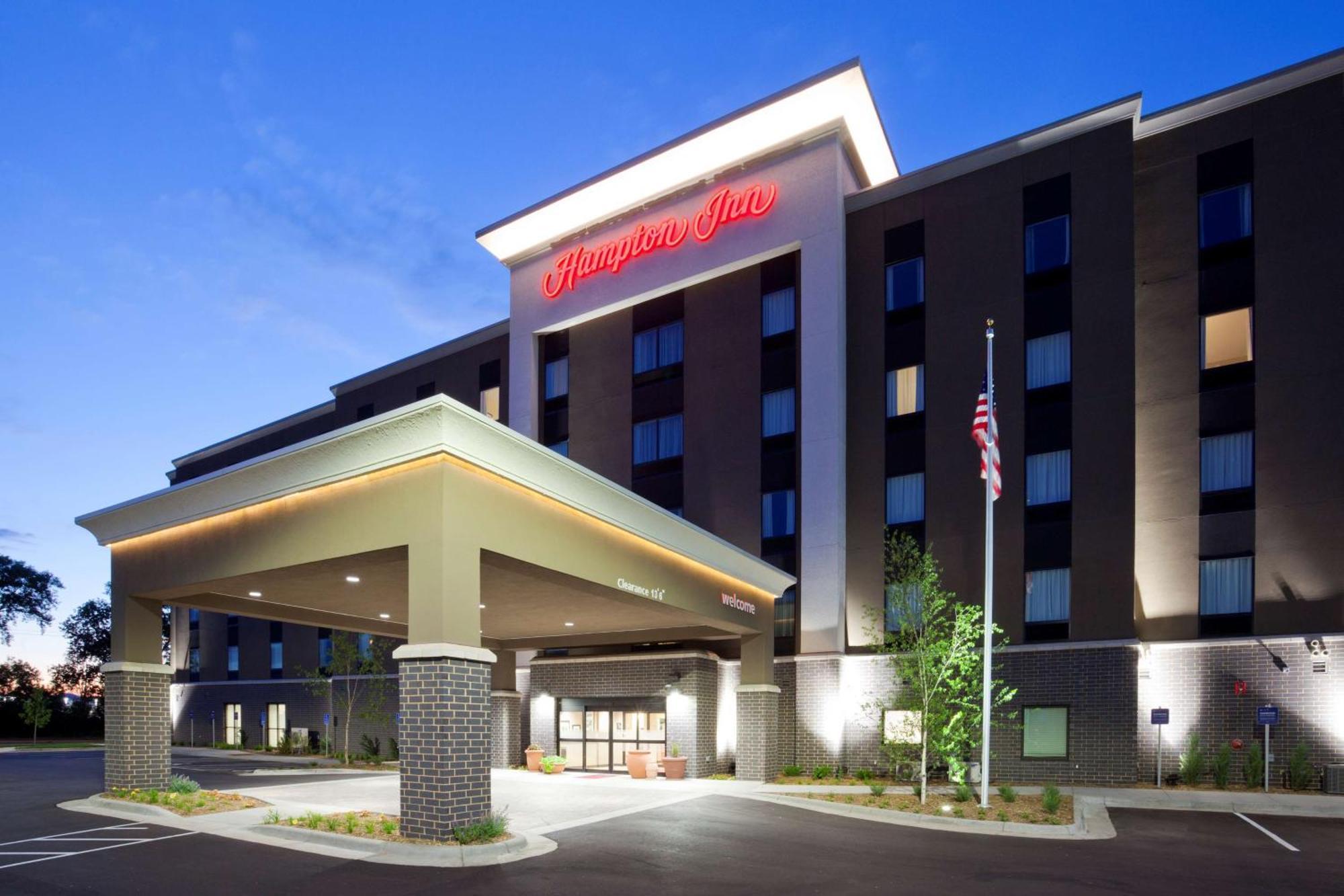 Hampton Inn Minneapolis-Roseville,Mn Экстерьер фото